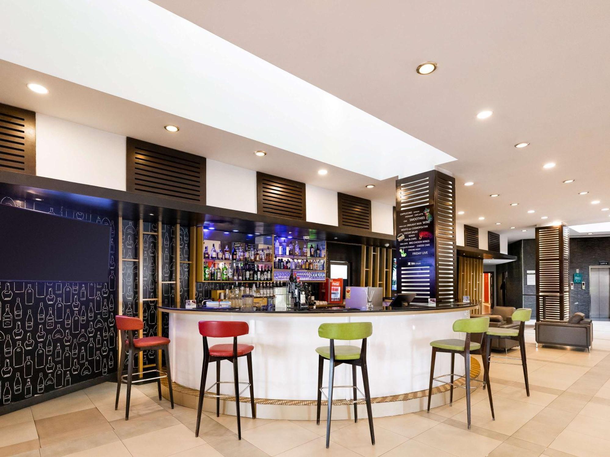 Ibis Styles Accra Airport Hotel Ngoại thất bức ảnh