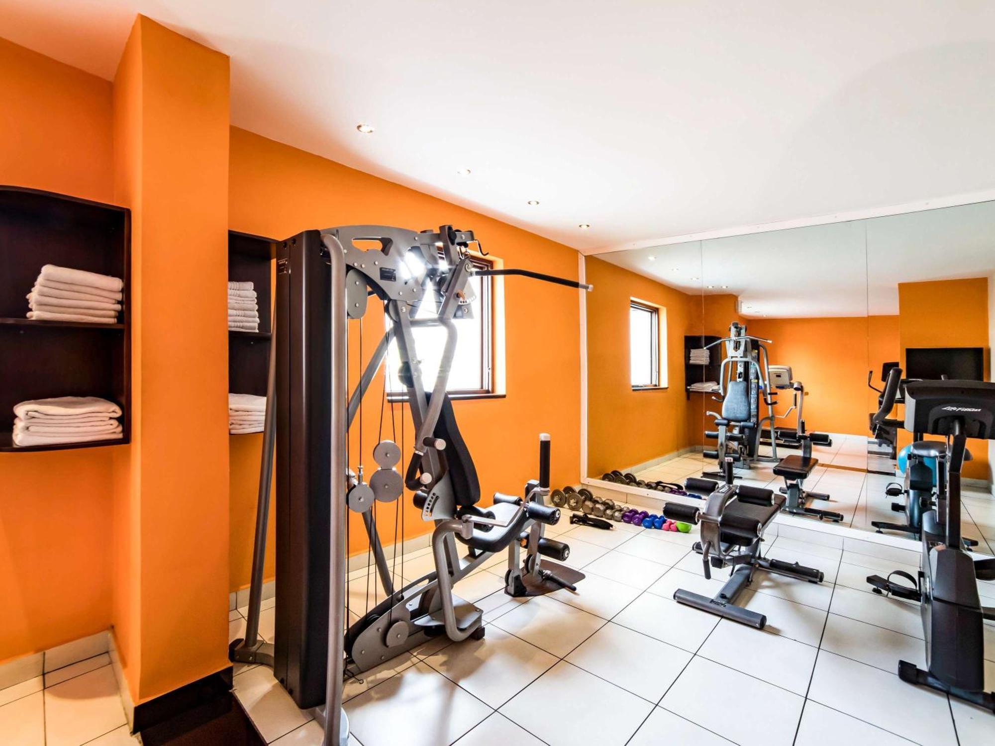 Ibis Styles Accra Airport Hotel Ngoại thất bức ảnh